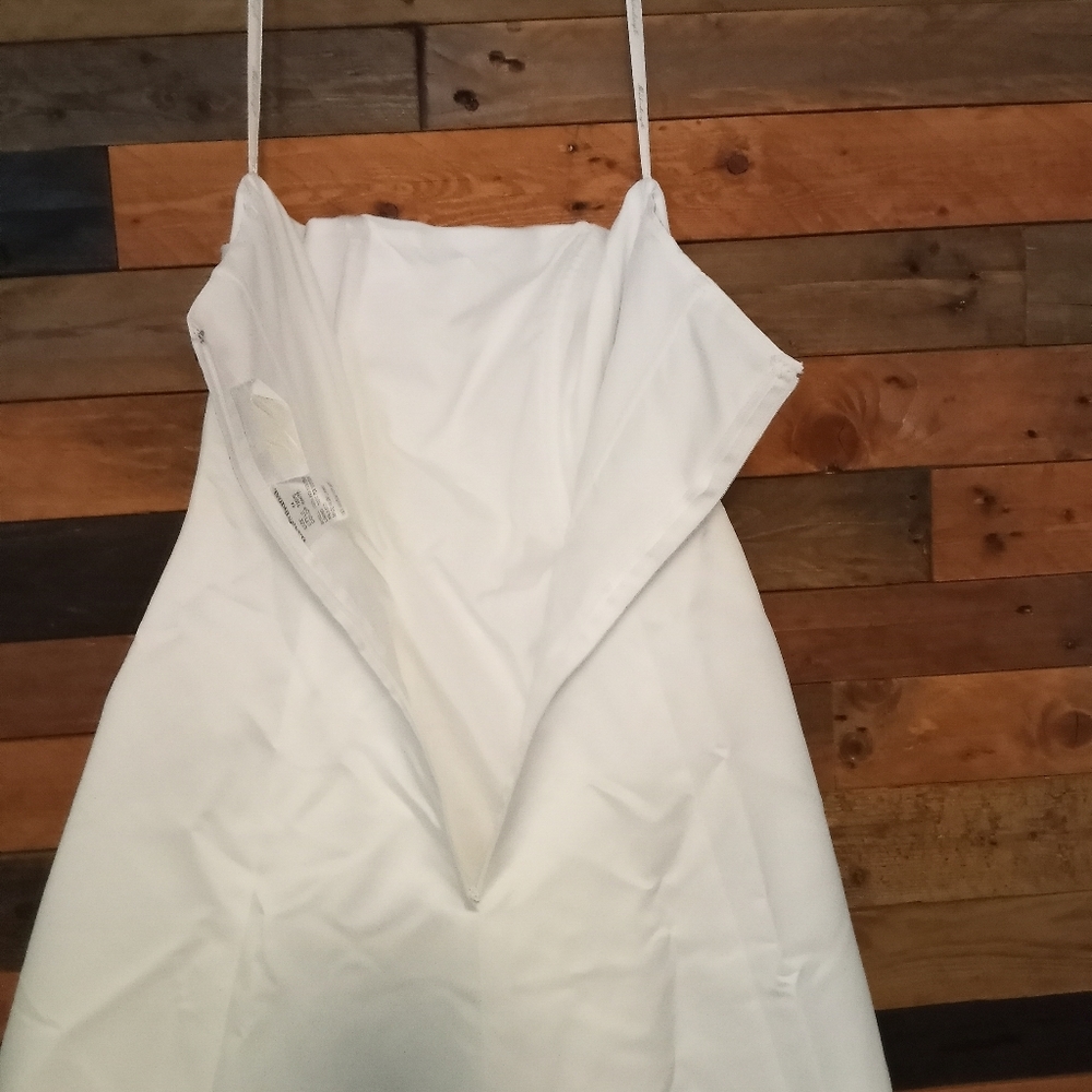 EUC David's Bridal strapless wedding dress by Michaelangelo - 14 - Picture 9 of 11